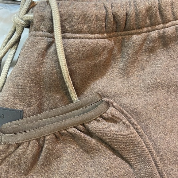 fear of god essentials 2024 heather wood sweatpants - Picture 3 of 10